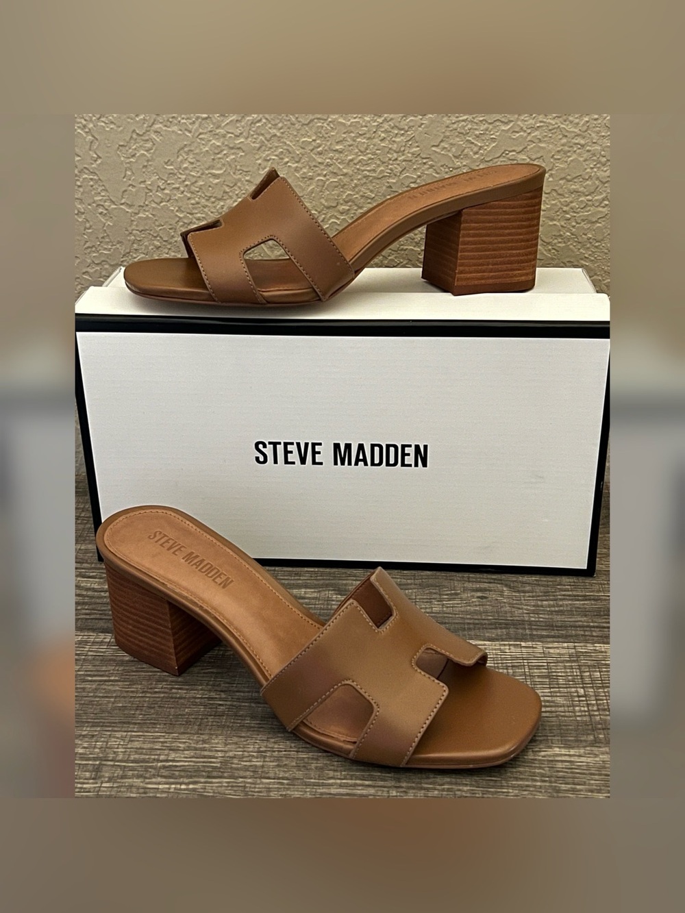 Steve Madden Women’s Hana Slide Heeled Sandals Cognac Leather Color Size-8.5